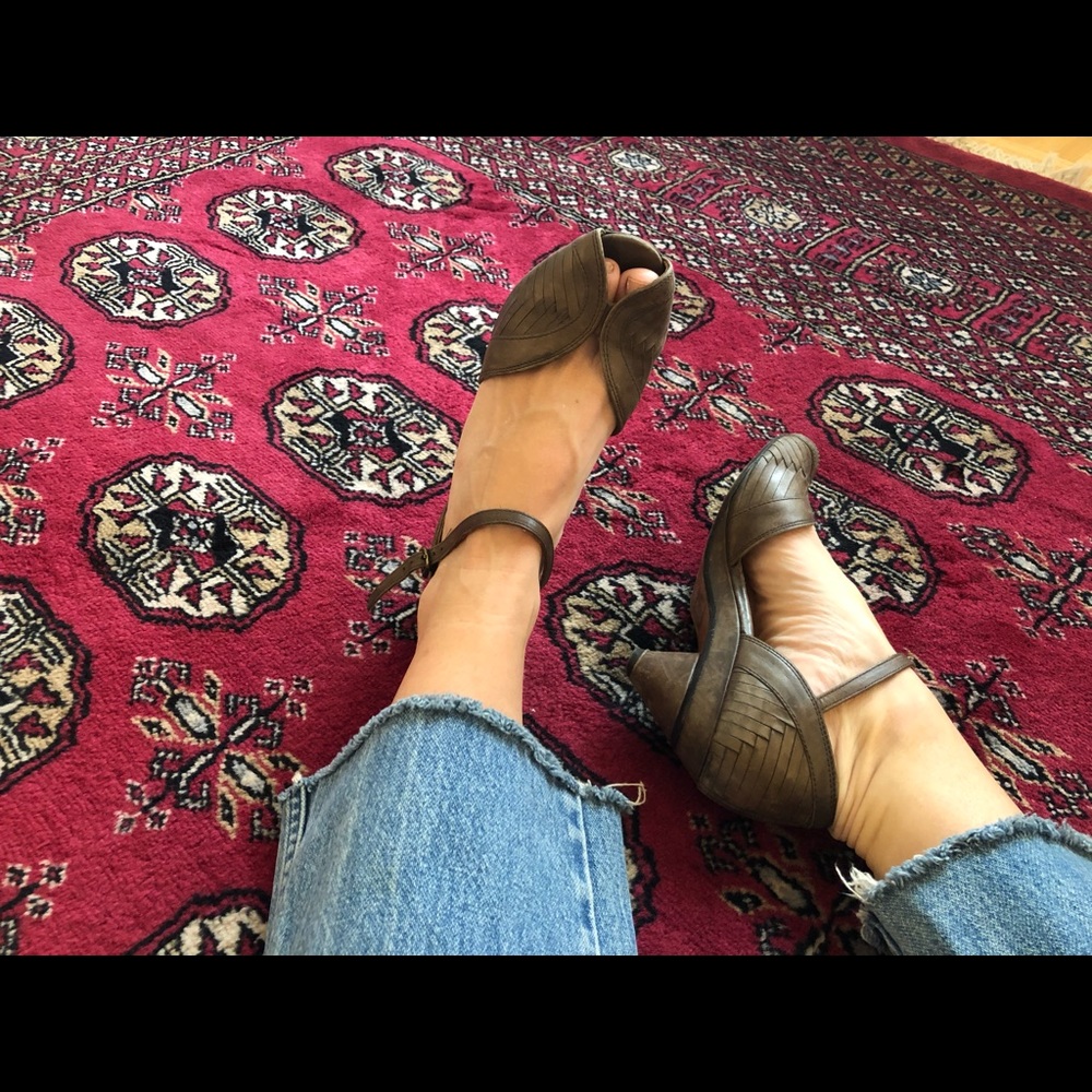 Frye leather heels